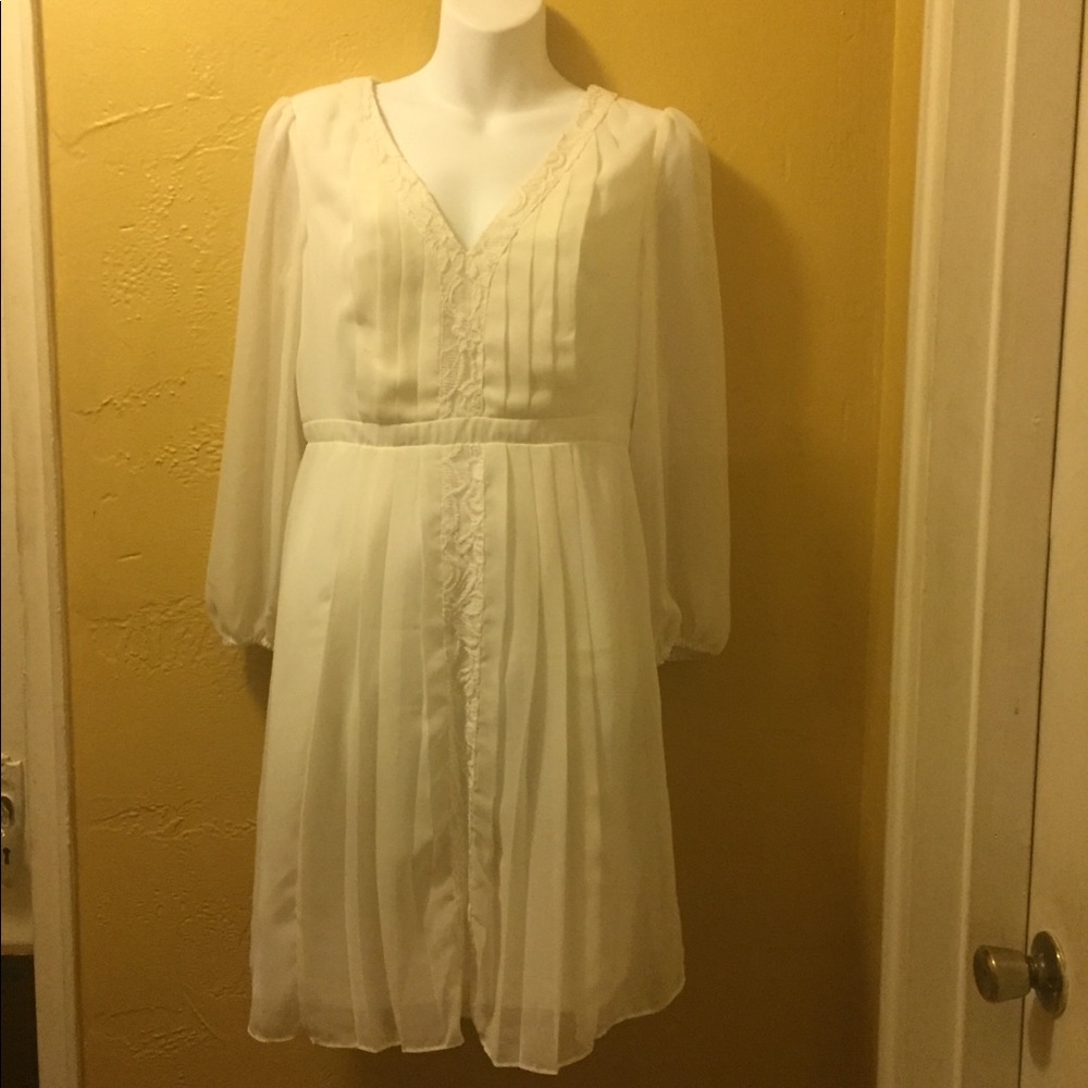 Jessica Simpson Boho Dress in Pearl